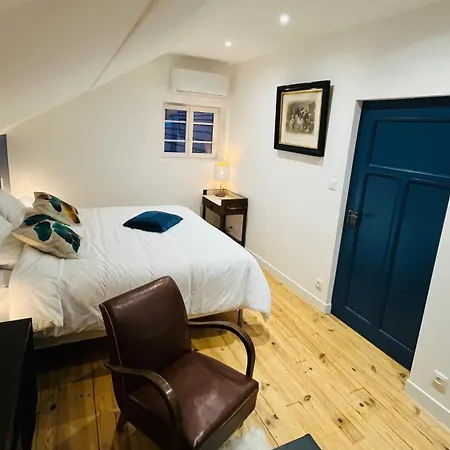 Konukevi Les Roches D'yzeron