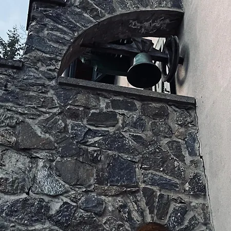 Les Roches D'yzeron Vendégház 3*